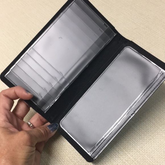 Checkbook keeper - Picture 2 of 7